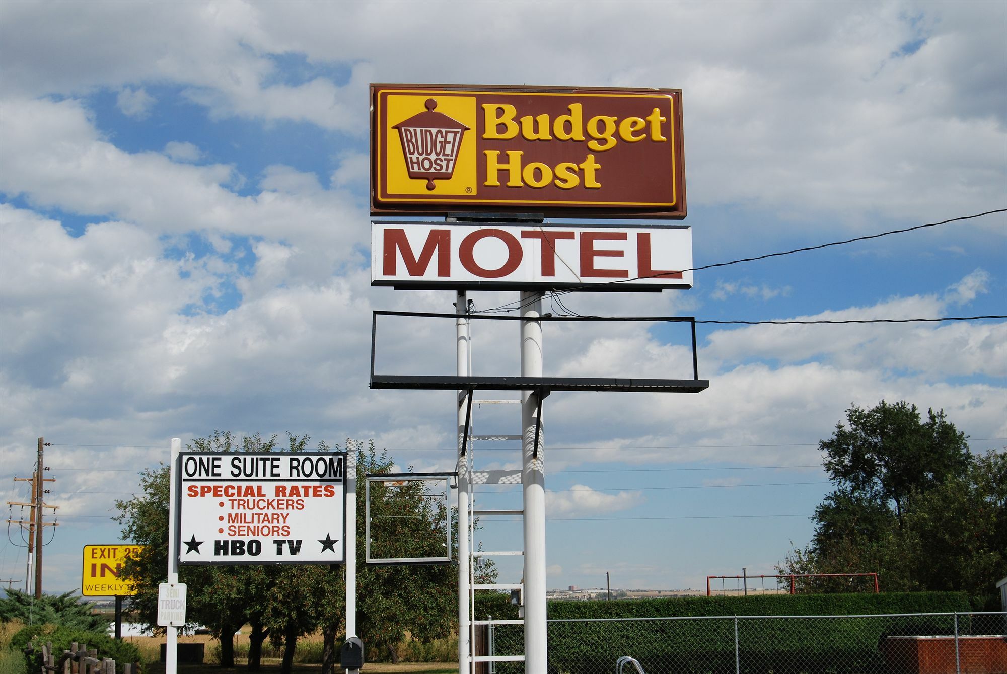 Budget Host Exit 254 Inn Loveland Exteriör bild